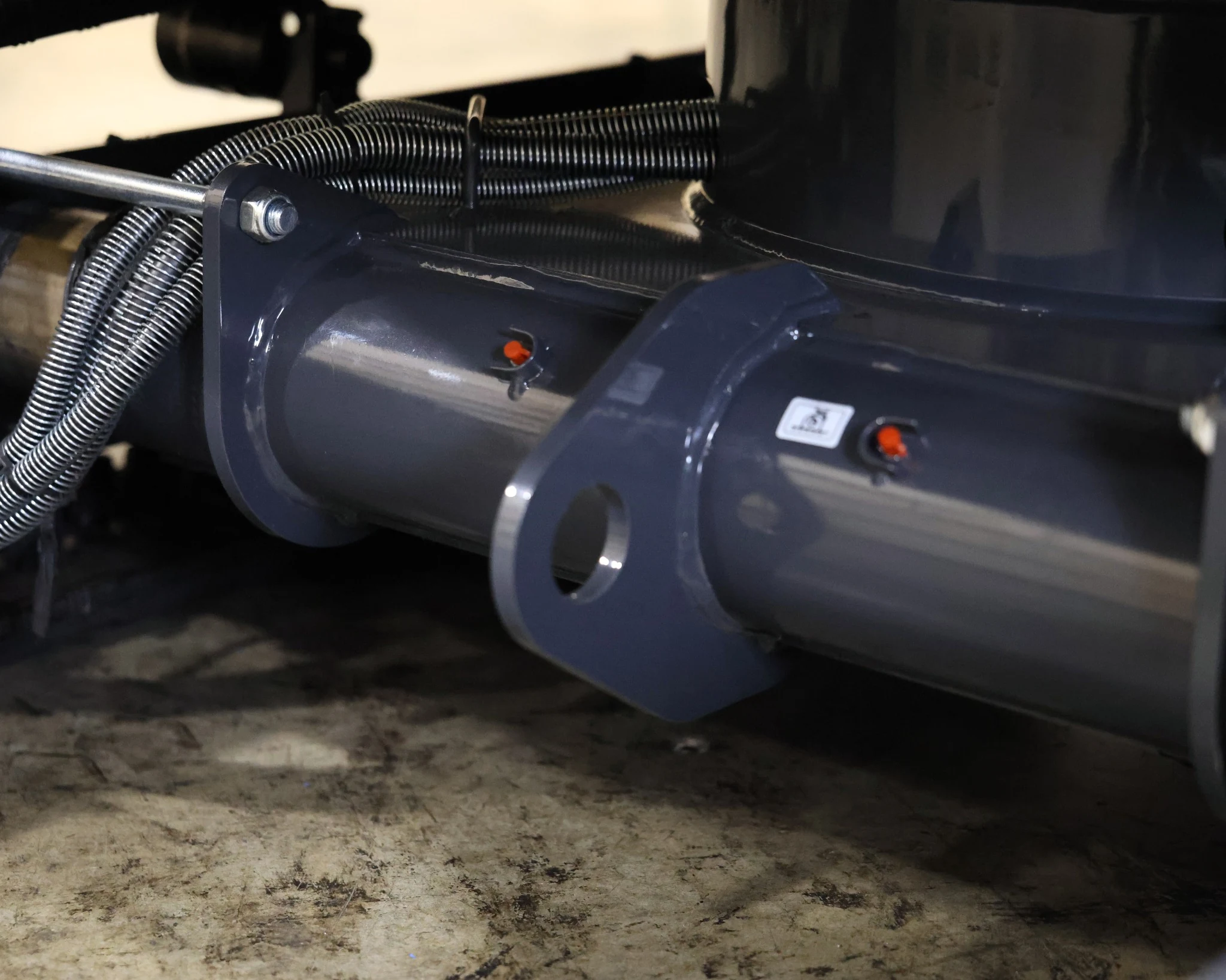 RIPPA R22-3 PRO mini excavator undercarriage and expandable track frame with grease points